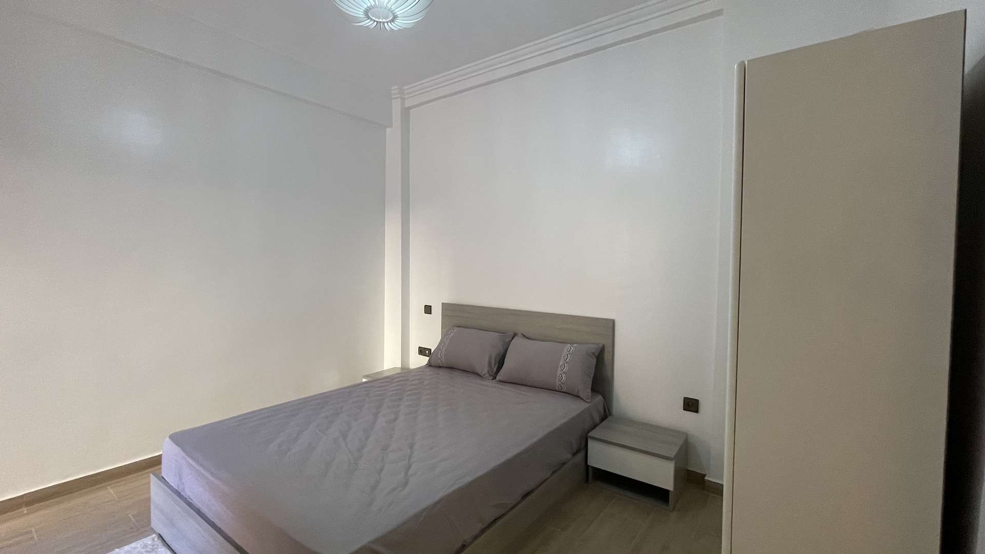 Location longue durée ,Appartement,Appartement Neuf T2 meublé à louer près du Theatre Royal à Marrakech,Marrakech,Av. Hassan II