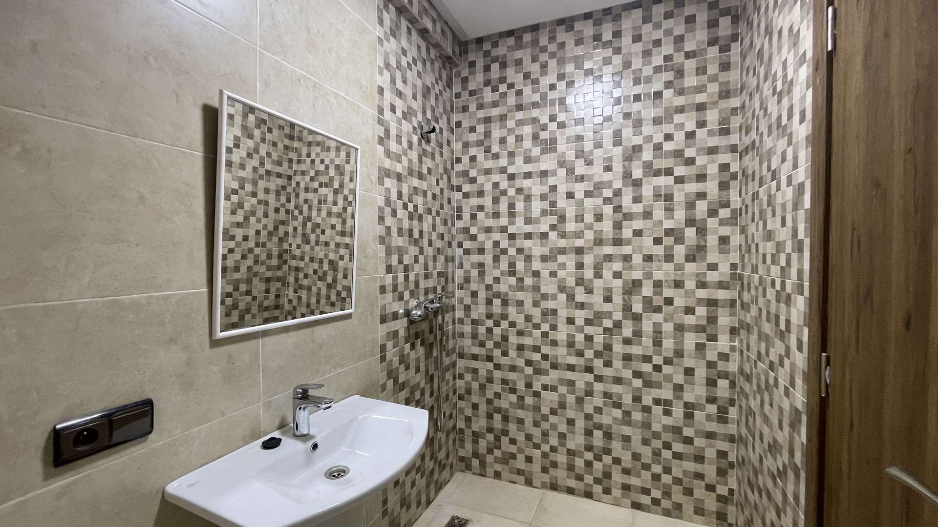 Location longue durée ,Appartement,Appartement Neuf T2 meublé à louer près du Theatre Royal à Marrakech,Marrakech,Av. Hassan II