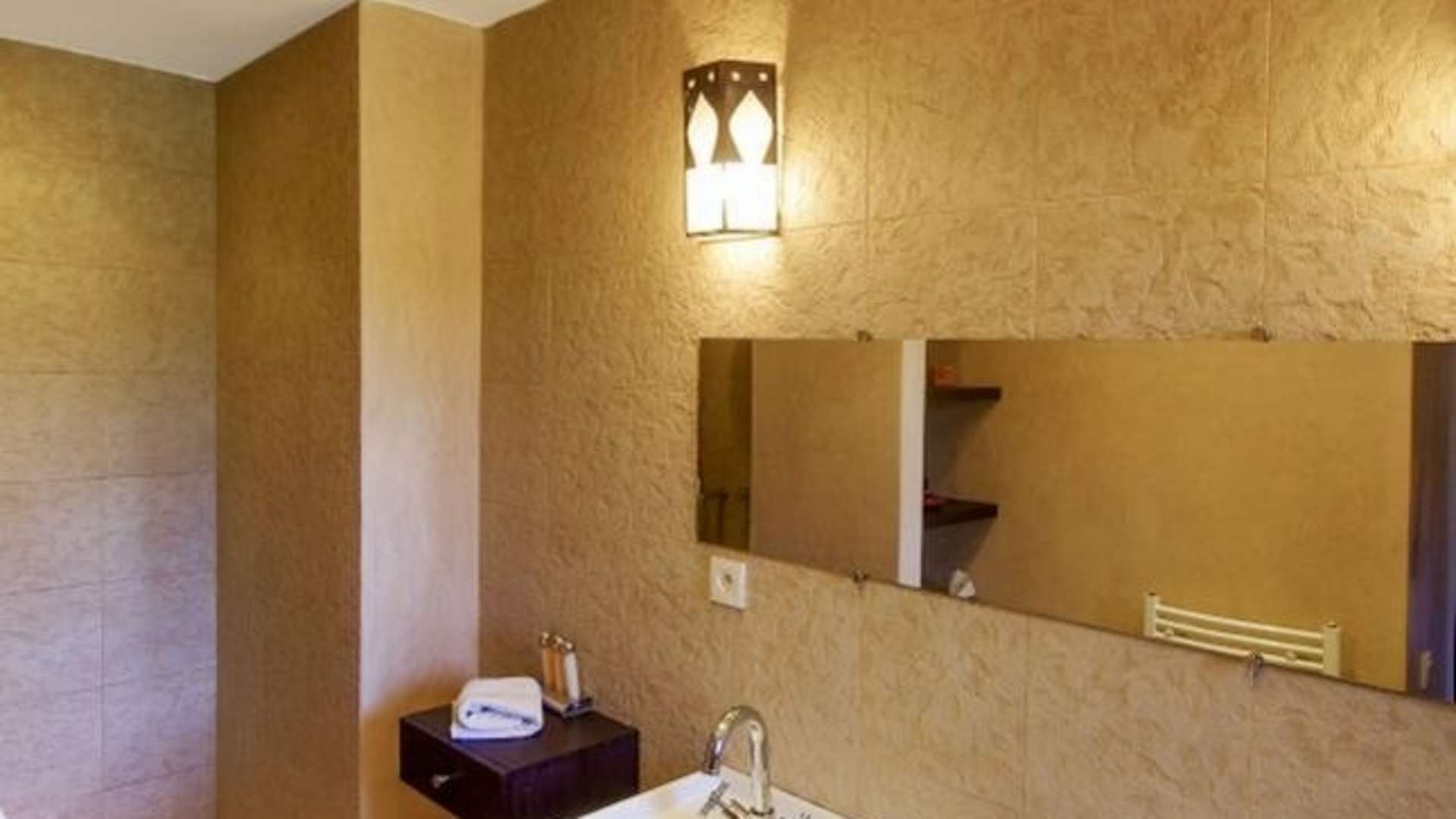 Location de vacances,Villa,Magnifique villa de vacances de 5 chambres avec piscine et jardin privés à 15min. du centre de Marrakech,Marrakech,Route de l'Ourika