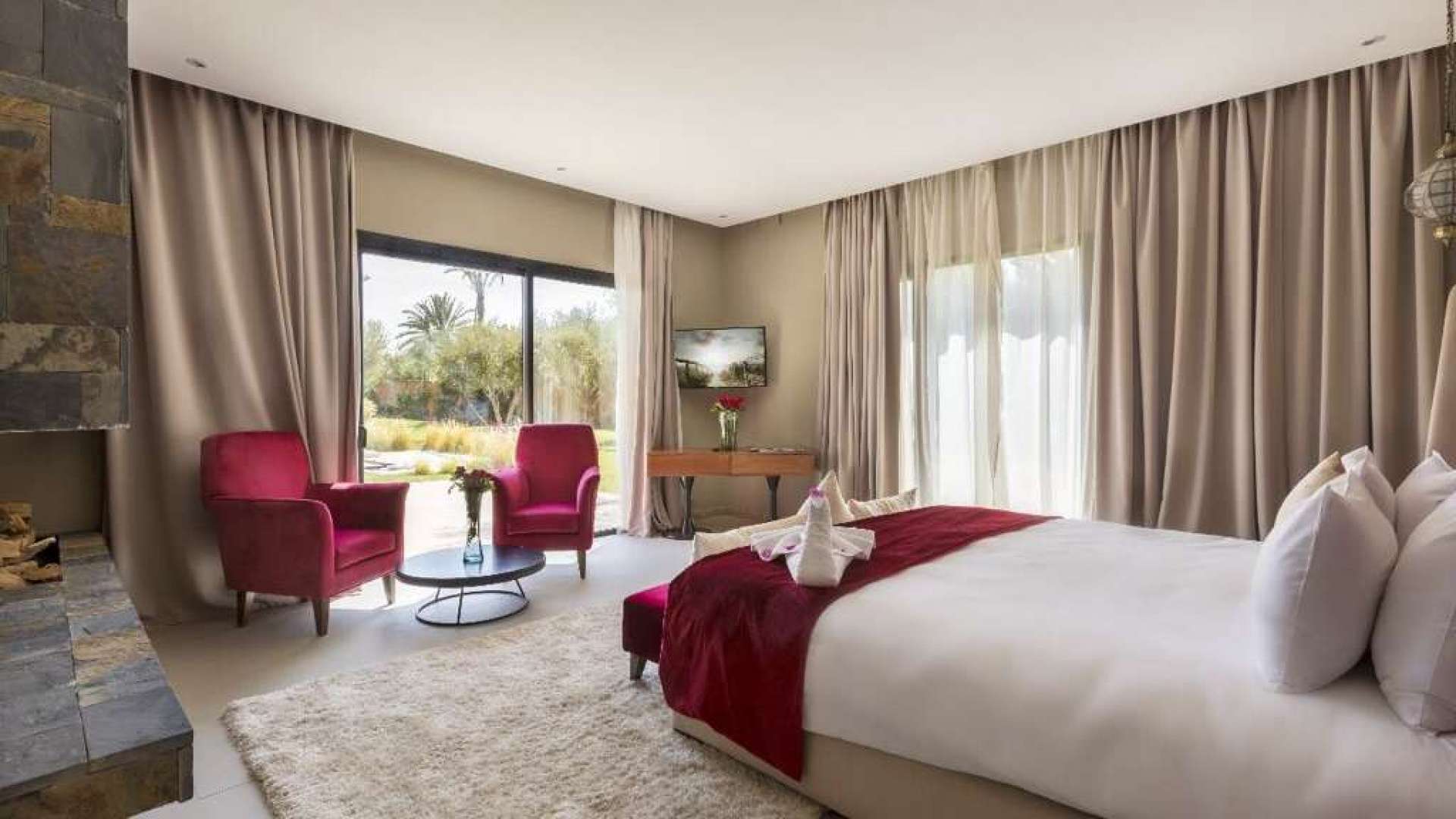 Location de vacances,Villa,Location de vacances Villa de luxe dans la palmeraie de Marrakech avec jardin et piscine,Marrakech,Palmeraie