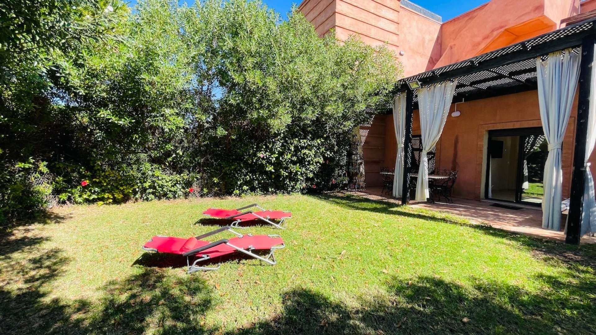 Vente,Villa,Triplex 3ch à coucher avec jardin privé à proximité des 3 golfs de Marrakech ,Marrakech,Atlas Golf Resort 