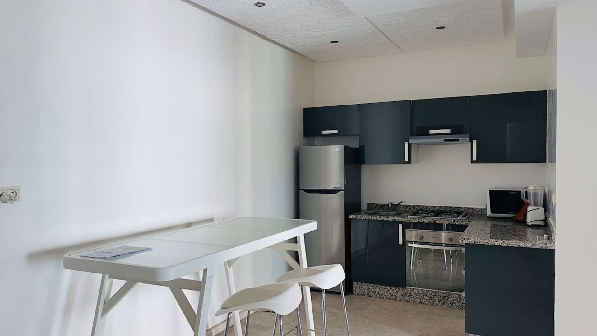 Location longue durée ,Appartement,À LOUER – Studio de Standing en Plein Centre de Marrakech,Marrakech,Guéliz