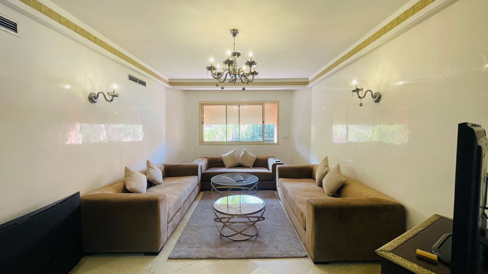 Location longue durée ,Appartement,À LOUER - Appartement T3 avec Vue Imprenable sur Piscine,Marrakech,Route Casablanca