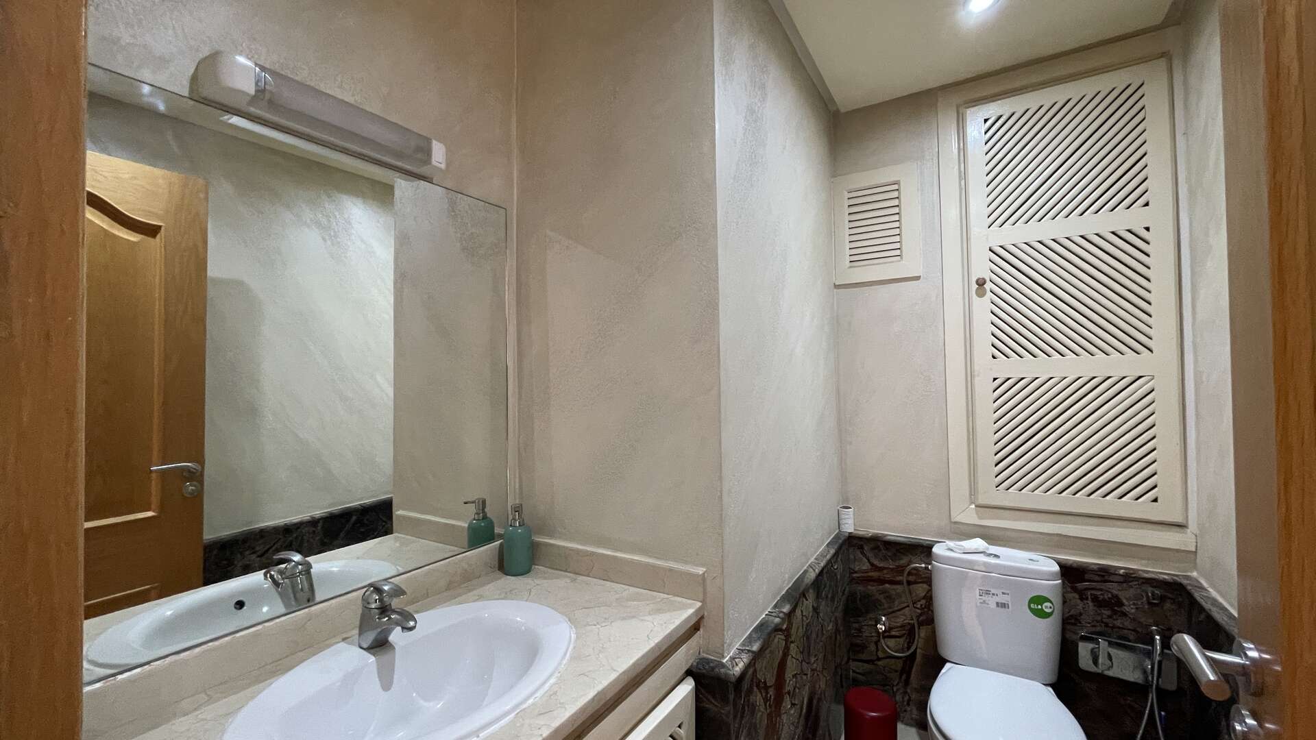 Location longue durée ,Appartement,Location appartement Marrakech longue durée – 2 chambres en résidence sécurisée avec piscine et parking,Marrakech,Route Casablanca