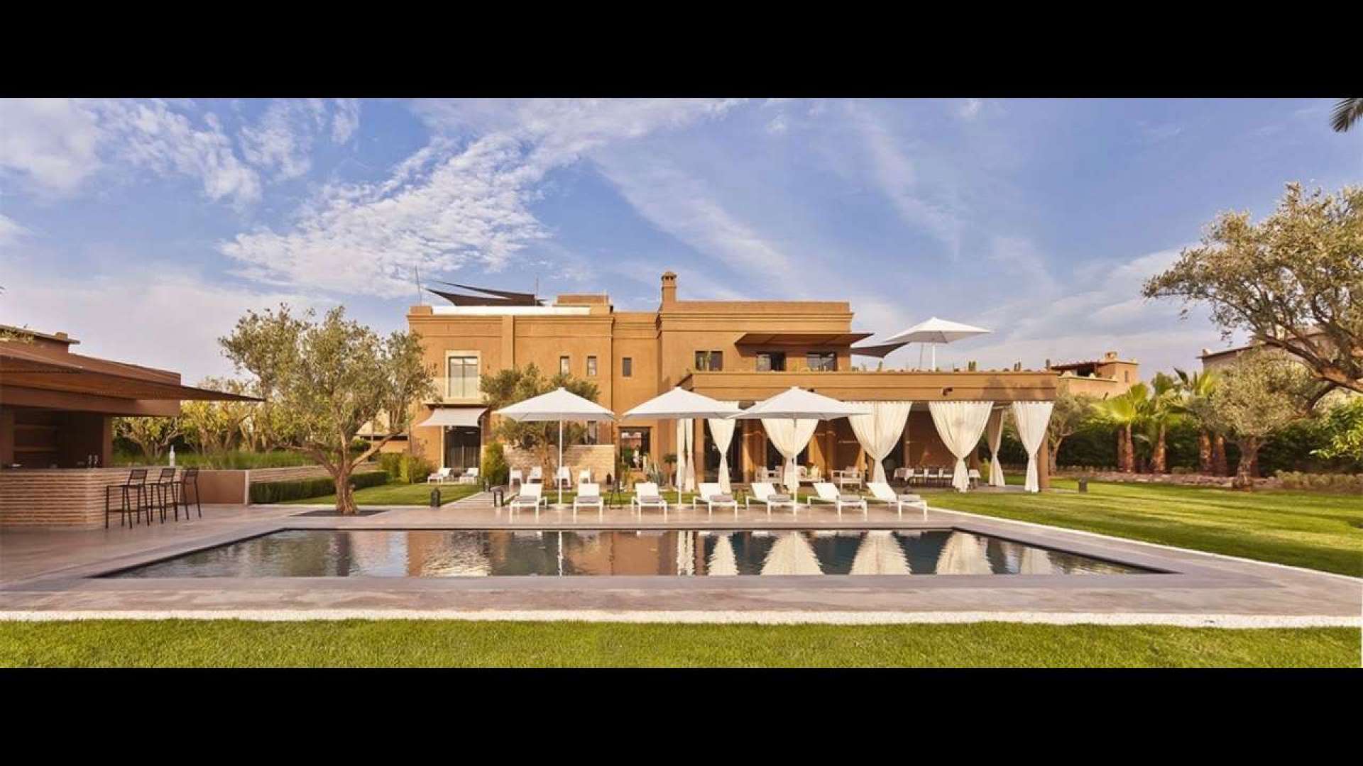 Location de vacances,Villa,Location saisonnière Villa sur golf de luxe de 5 suites en première ligne sur golf à Marrakech,Marrakech,Route Amizmiz