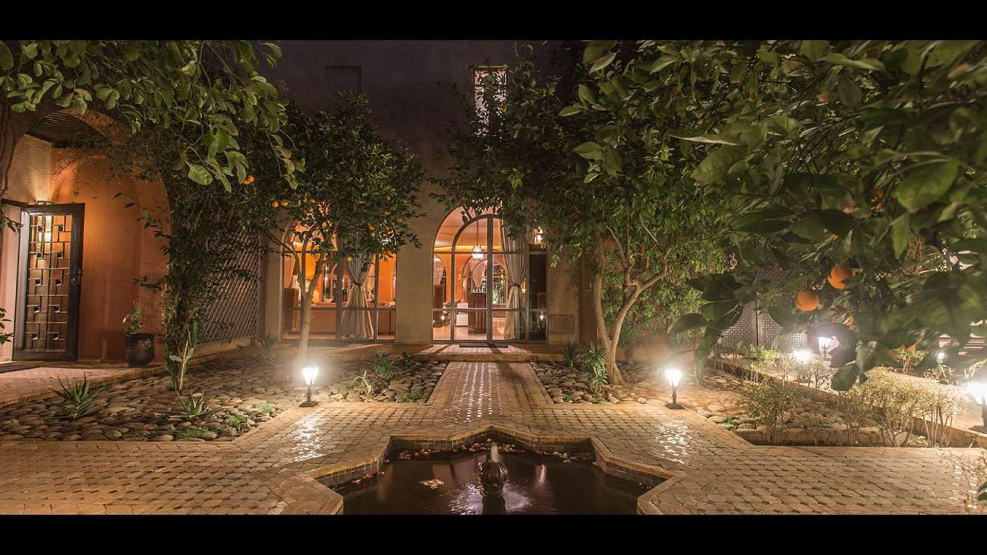 Location de vacances,Palais,Palais d'hôtes - 10 suites & 3 villas privées - Palmeraie Marrakech,Marrakech,Bab Atlas