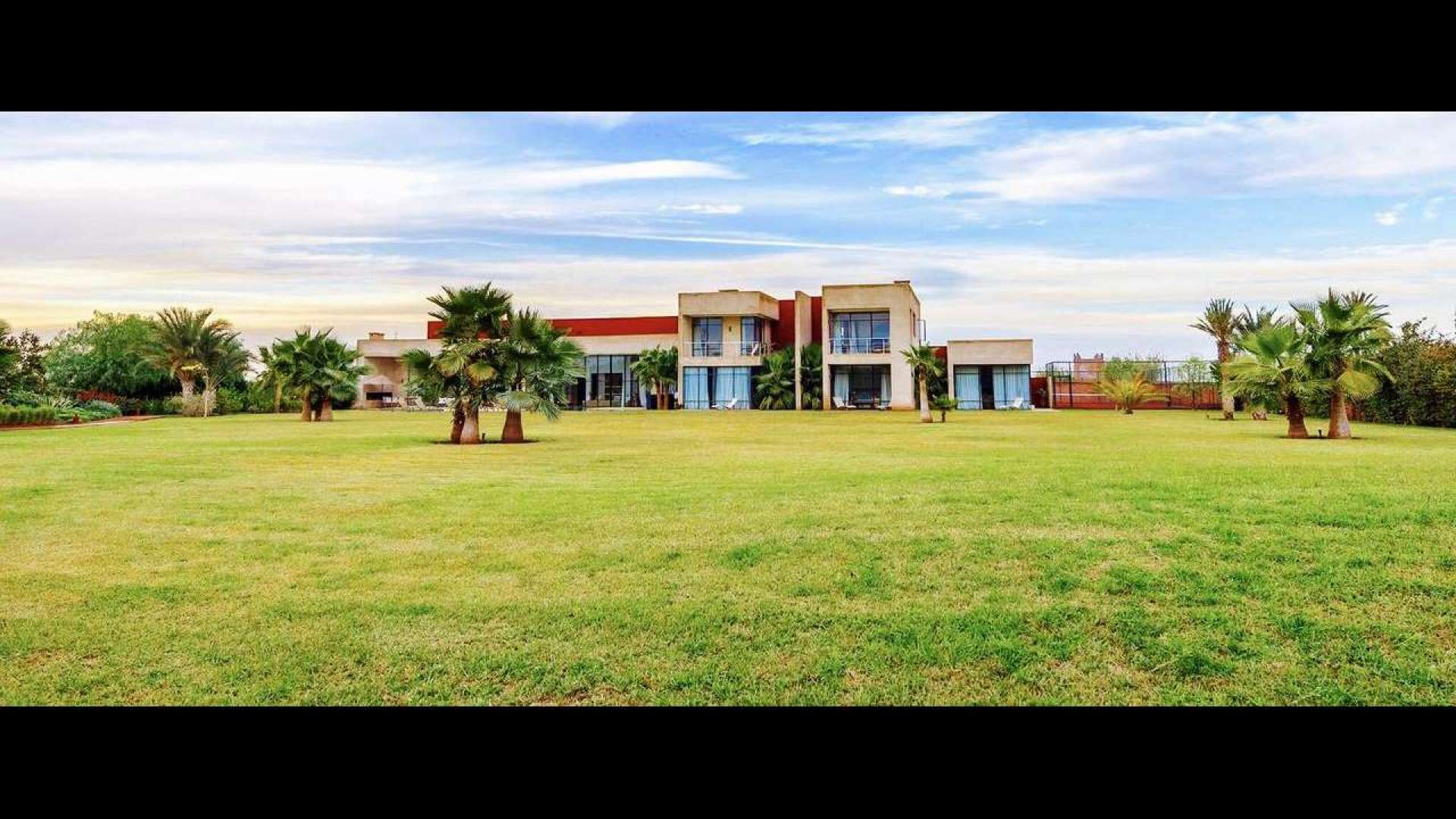 Location de vacances,Villa,Luxueuse villa moderne pour 12 personnes,Marrakech,Route Amizmiz