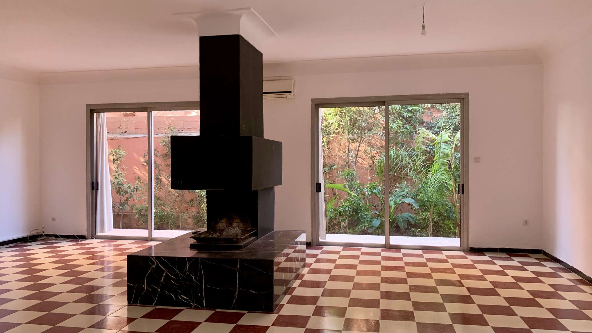 Location longue durée ,Villa,Villa 7 chambres vide bien placée à l'hivernage avec piscine,Marrakech,Hivernage