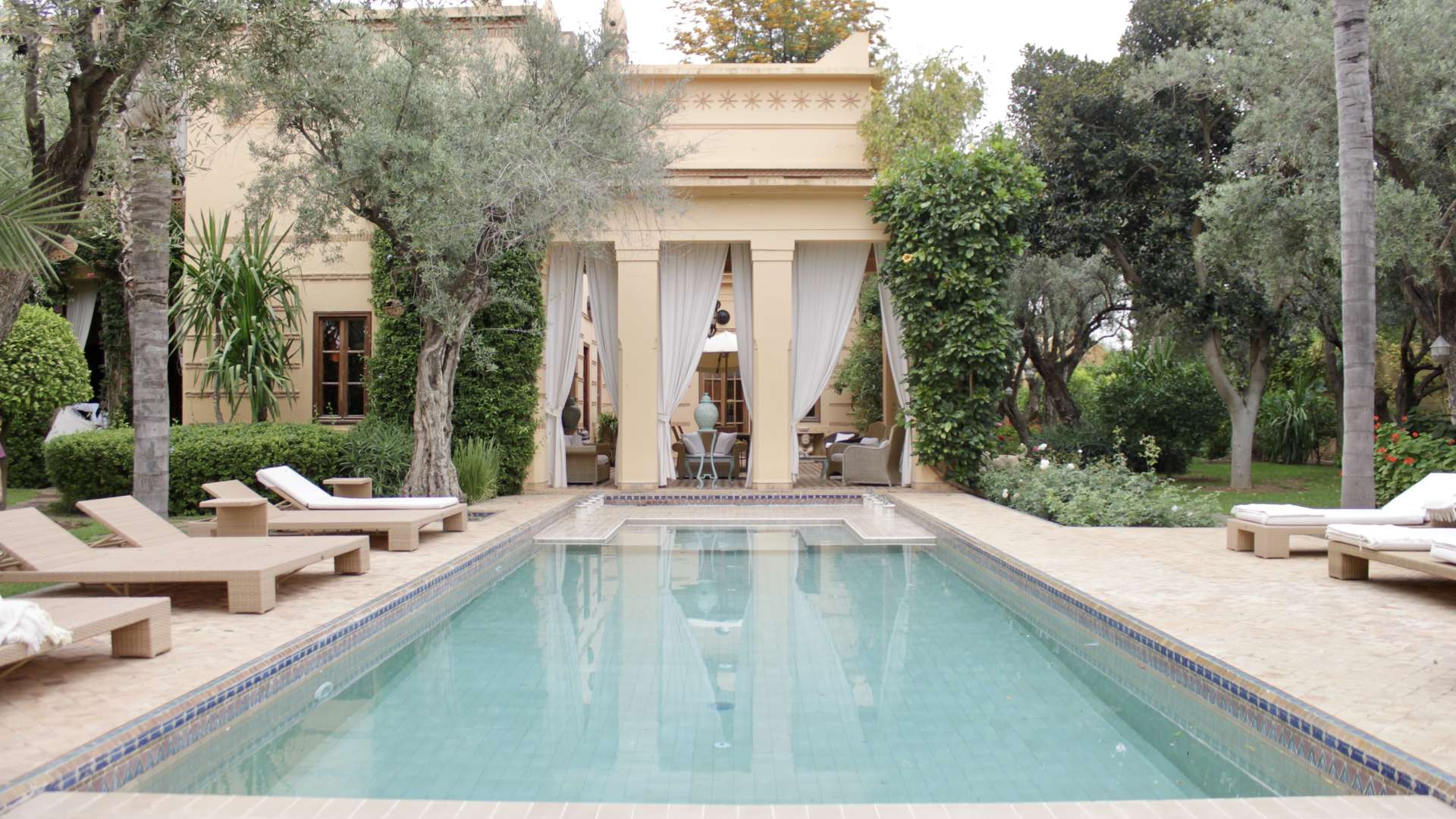 Location de vacances,Villa,Sublime villa de charme de 4 chambres au syle arabo-andalous front de golf à Marrakech,Marrakech,Amelkis Golf Resort