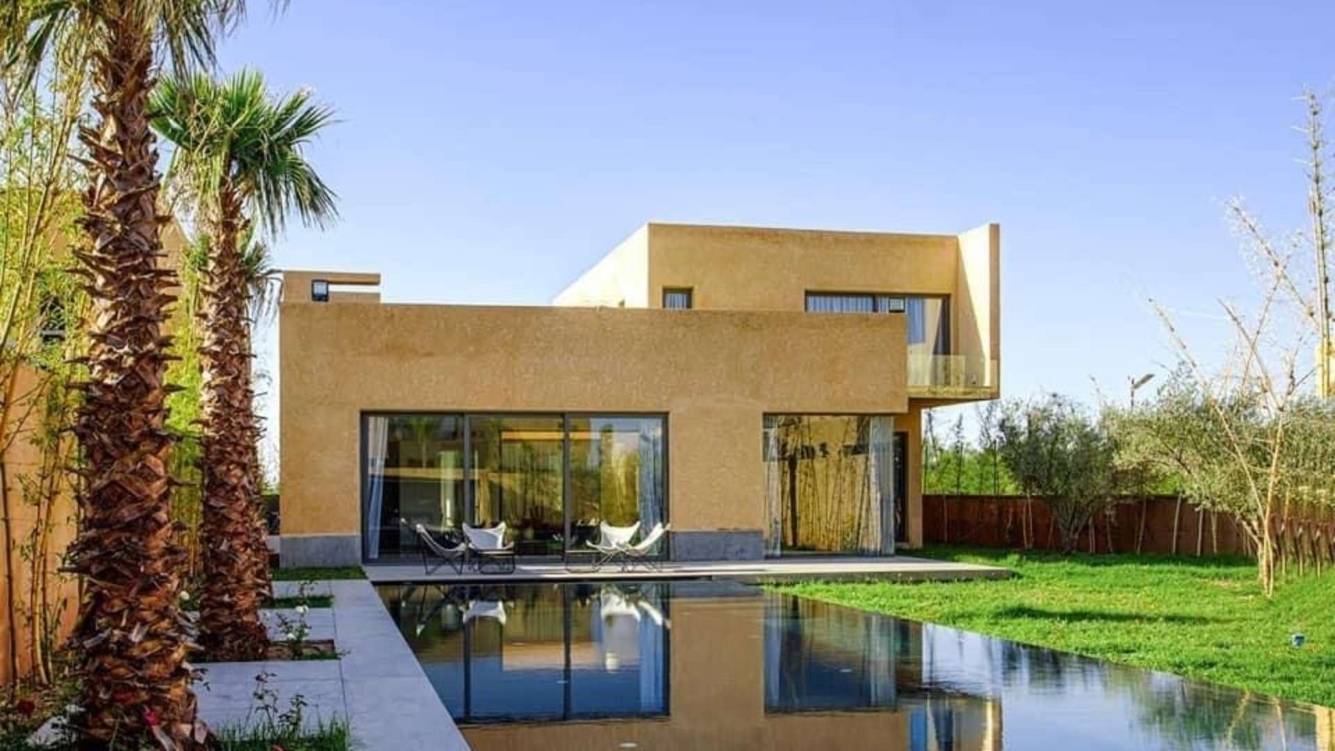 Location de vacances,Villa,Villa moderne de 6 chambres avec piscine privée à 15 min du centre de Marrakech ,Marrakech,Route de Fès