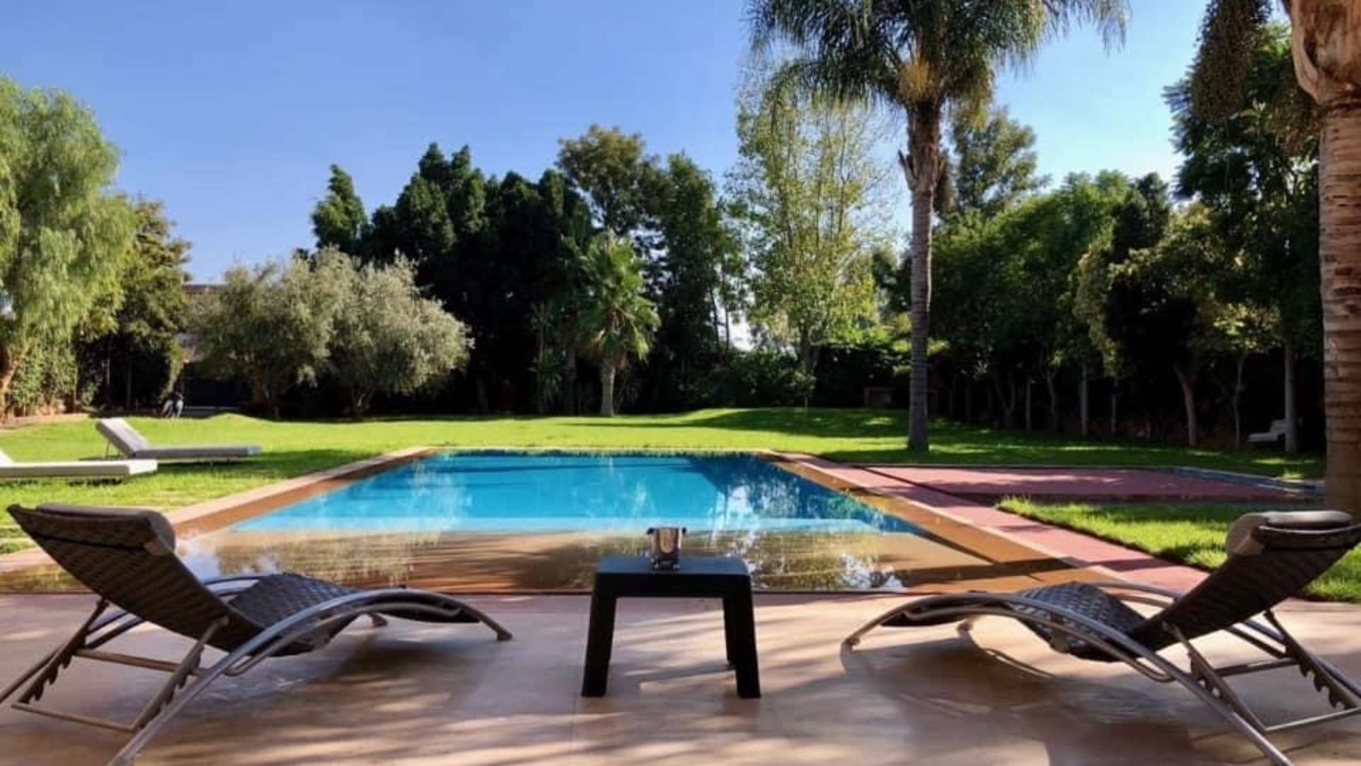 Location de vacances,Villa,Villa de charme de 5 suites idéalement située dans le quartier de l’Agdal à Marrakech ,Marrakech,Agdal
