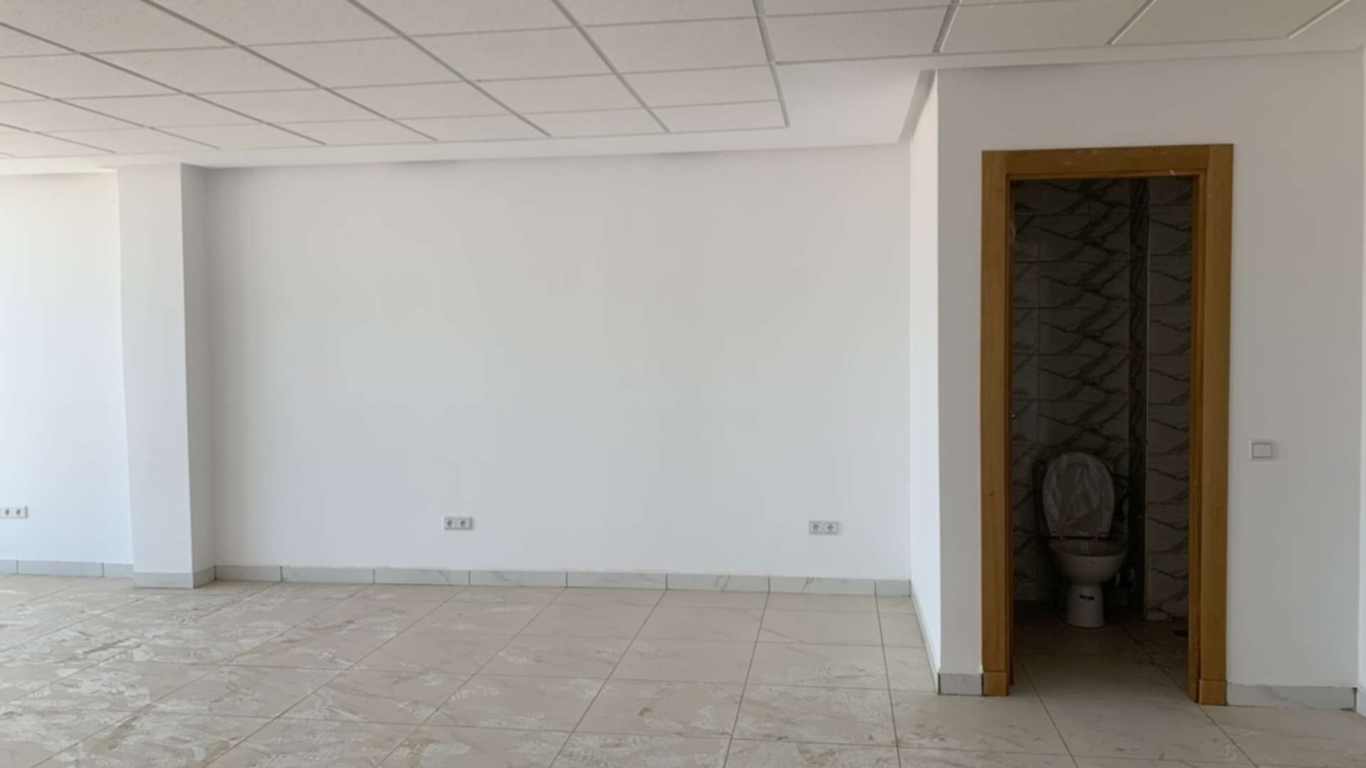 Location longue durée ,Bureaux & Commerces,Plateau de bureau neuf avec vue panoramique sur l’Atlas ,Marrakech,Av Allal El Fassi