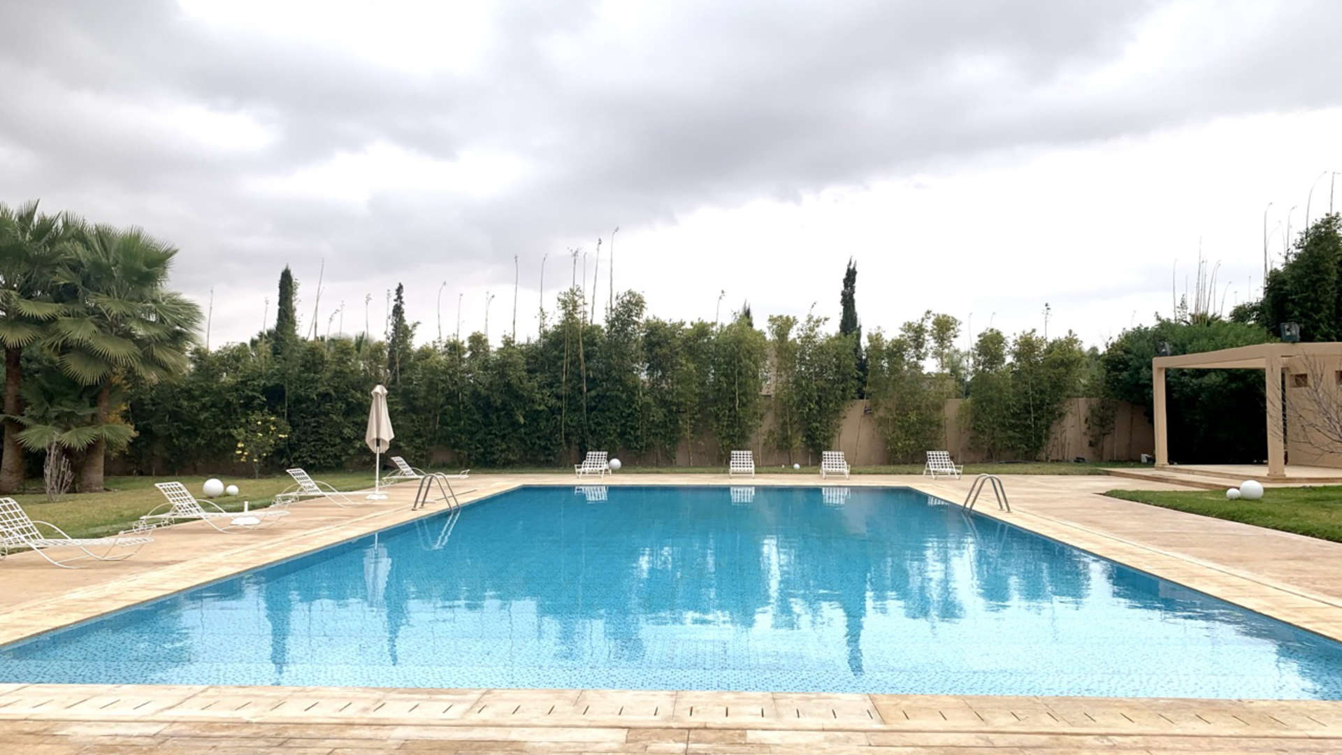 Location de vacances,Villa,Magnifique propriété privée de 7 suites à 15 min. du centre de Marrakech,Marrakech,Route de Fès