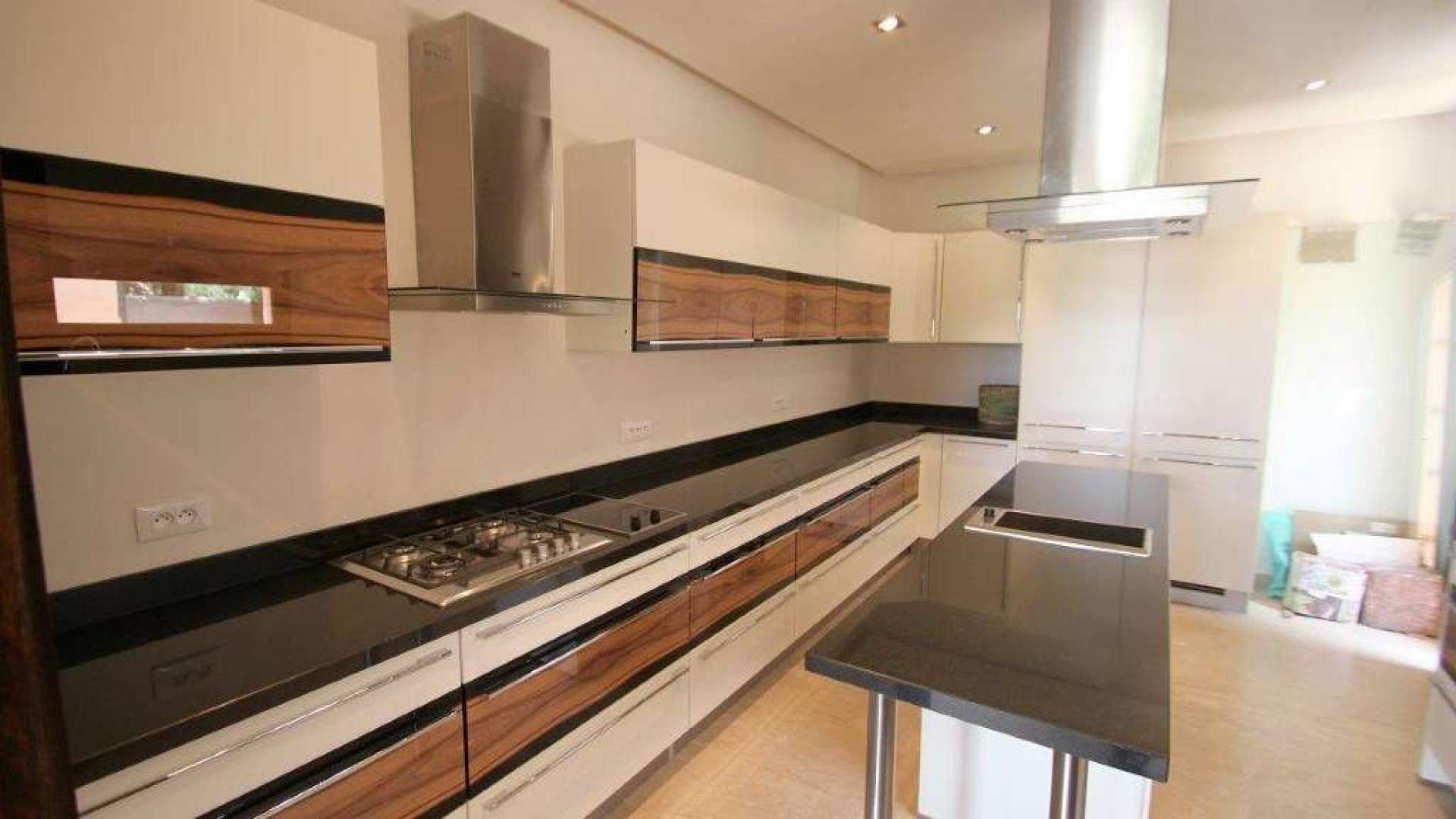 Location longue durée ,Villa,Villa de style contemporain de 4 chs en front de golf à Marrakech,Marrakech,Golf Al Maaden