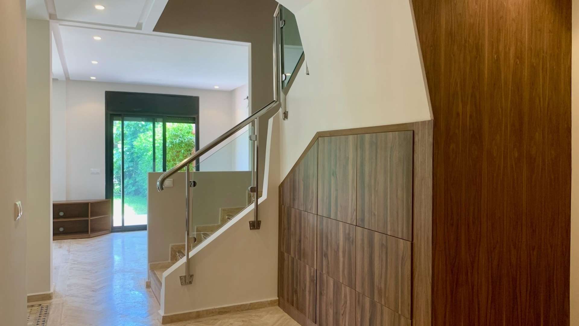 Location longue durée ,Appartement,Triplex indépendant de 2ch salon avec jardin et terrasse toiture près des 3 golfs à Marrakech,Marrakech,Atlas Golf Resort 