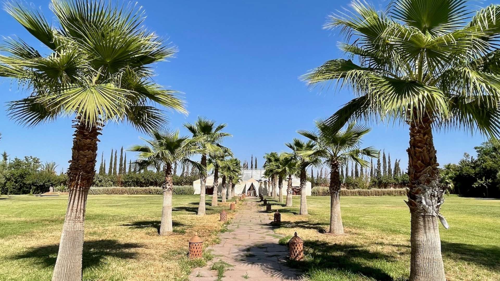 Location de vacances,Villa,Propriété Privée sur 1 Ha avec 3 villas de 5 ch. 2 piscines, Spa, Salle de Sport & Hammam à Marrakech,Marrakech,Route d'Ouarzazate