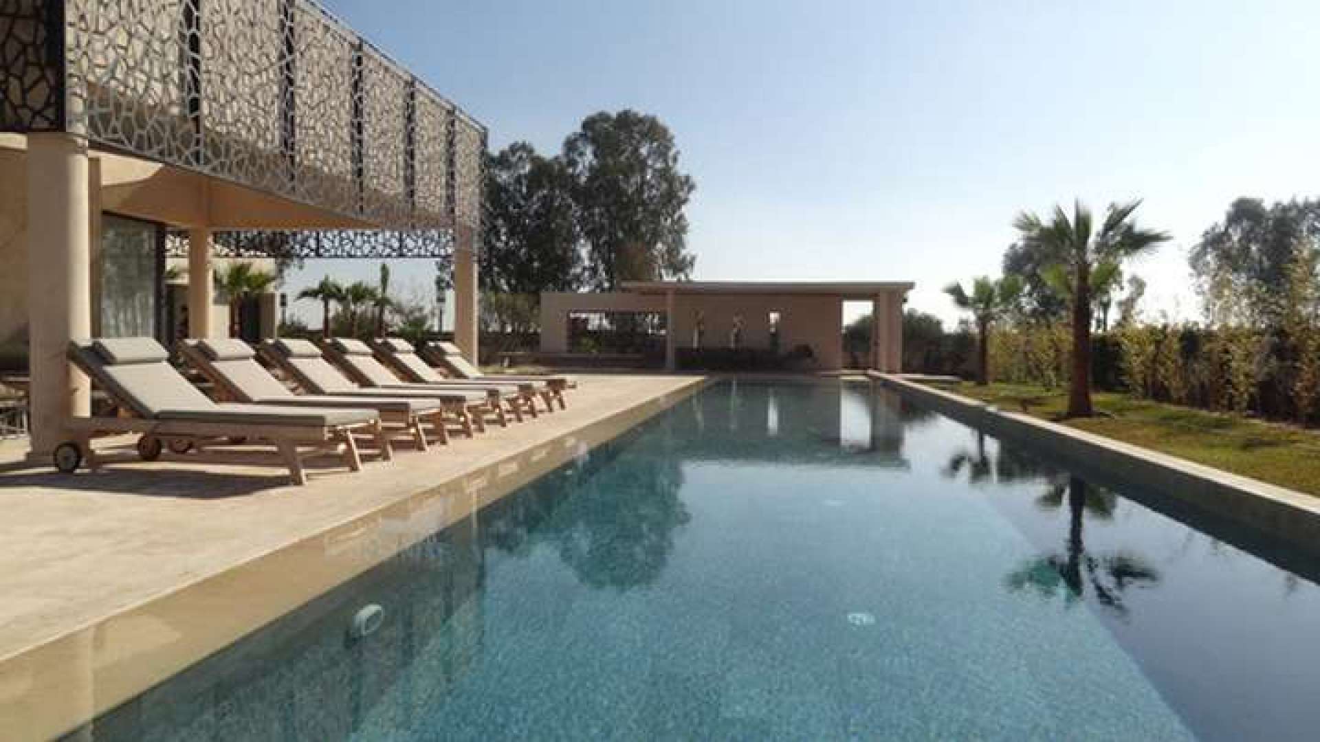 Location de vacances,Villa,Villa de luxe 5ch front de golf avec 2 piscines chauffées,Marrakech,Amelkis Golf Resort
