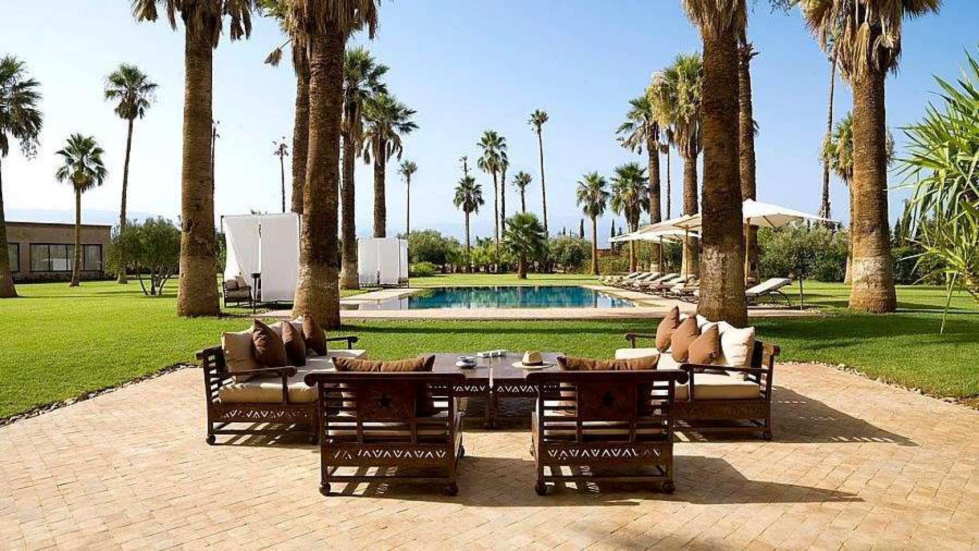 Location de vacances,Villa,Villa 5 suites & 3 chambres sur plus d'1 hectare avec services hôteliers près des Golfs à Marrakech,Marrakech,Sidi Abdellah Ghiyate
