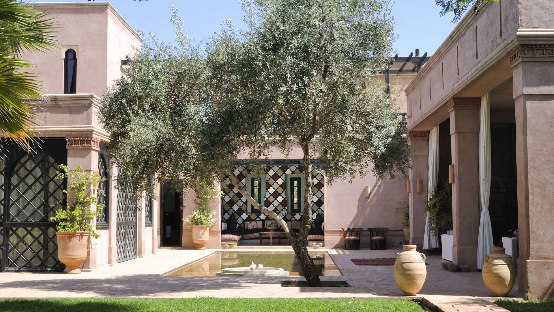 Location de vacances,Villa,Propriété privée de luxe avec 7 suites d’exception, services hôteliers, tennis, spa,…,Marrakech,Palmeraie