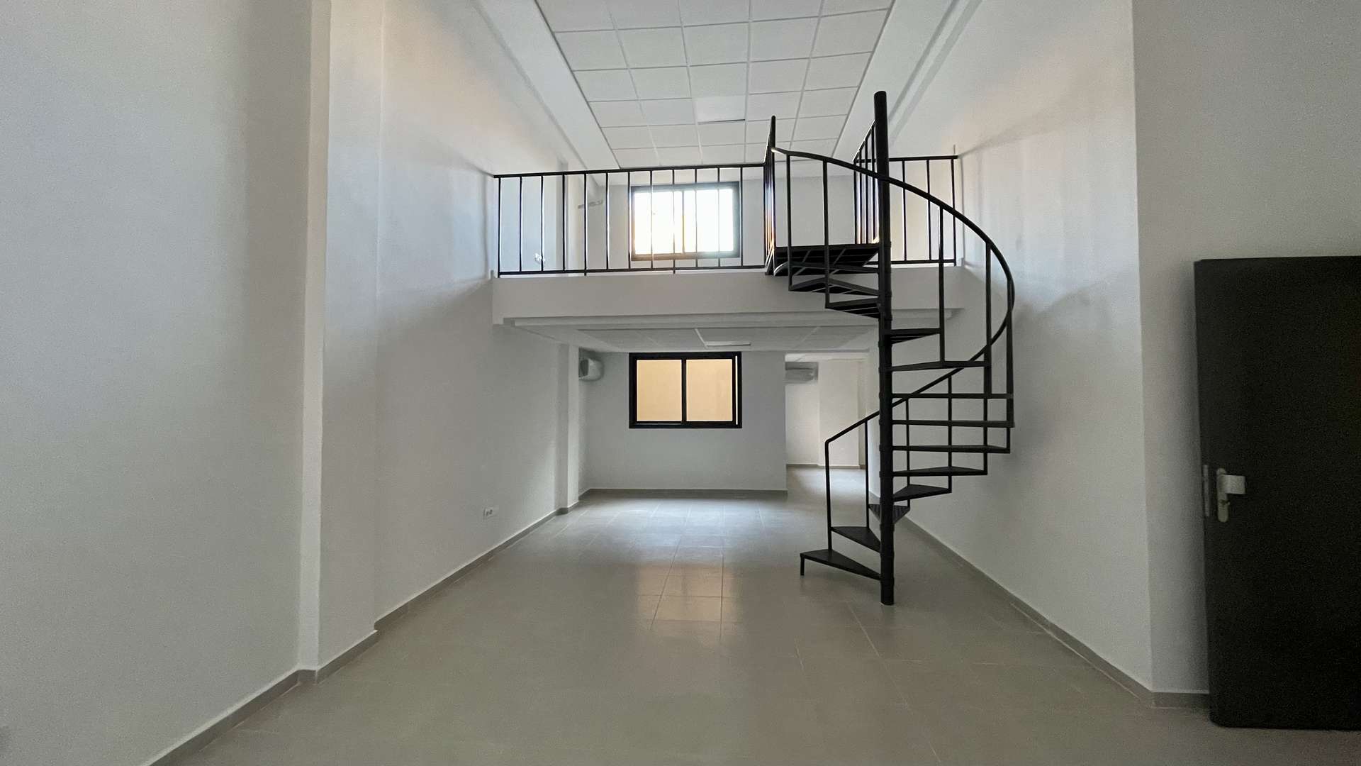 Location longue durée ,Bureaux & Commerces,Plateau de bureau Duplex 79m2 Neuf plein centre de Guéliz: Nouveau Centre d'Affaires!!,Marrakech,Guéliz