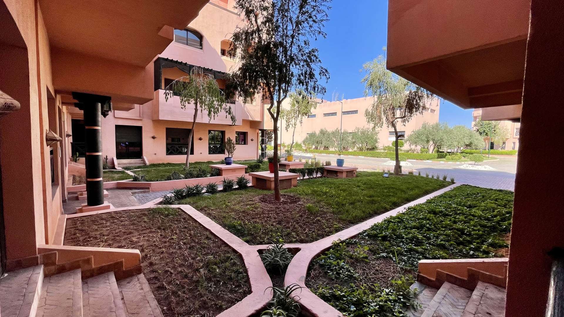 Location longue durée ,Appartement,Sublime Appartement rénové d'1 chambre salon avec terrasse Résidence avec piscine ,Marrakech,Belbekkar