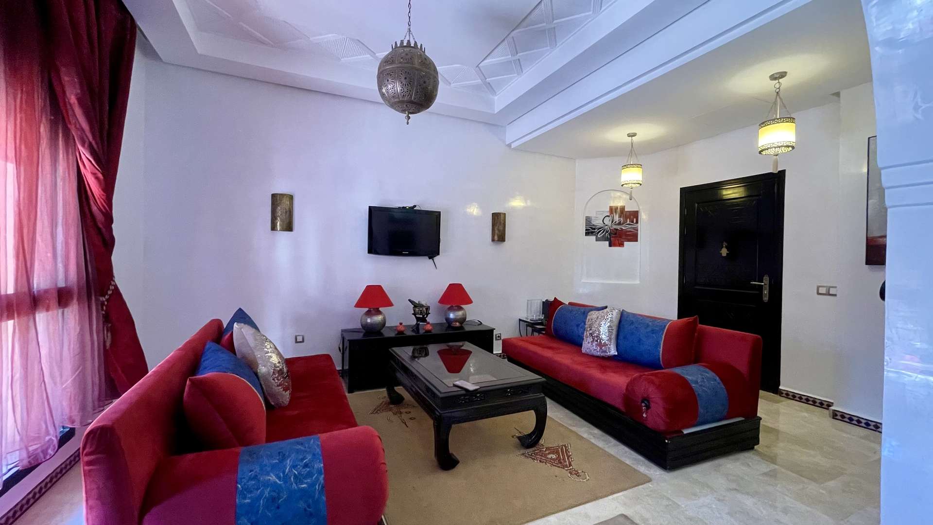 Location longue durée ,Appartement,Sublime Appartement rénové d'1 chambre salon avec terrasse Résidence avec piscine ,Marrakech,Belbekkar