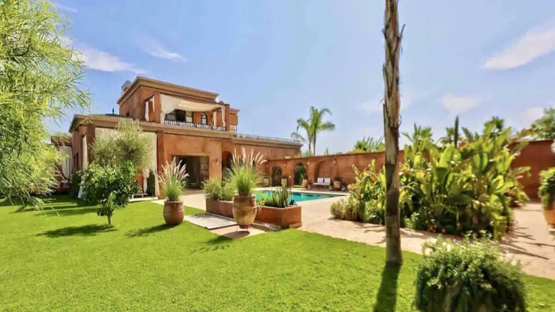 Location de vacances,Villa,Superbe villa 5ch à 15 min du centre de Marrakech sur la route de Ouarzazate ,Marrakech,Route d'Ouarzazate